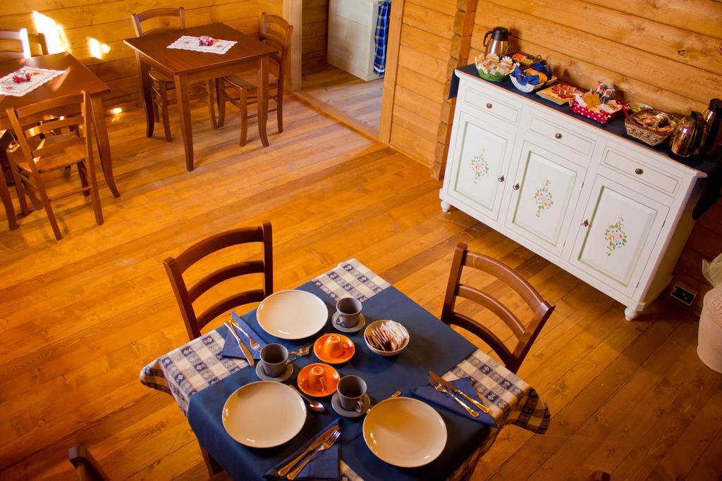 Chalet Dei Parchi Bed and Breakfast Saracinesco Eksteriør billede